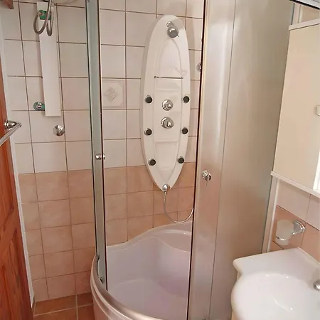In 14995 Apartament