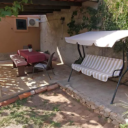 In 14995 Apartament