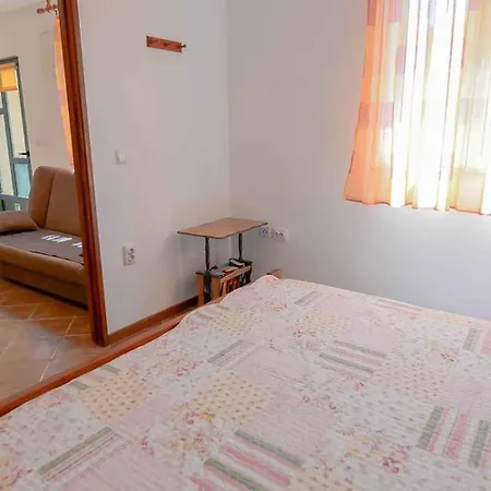 In 14995 * Veli Lošinj